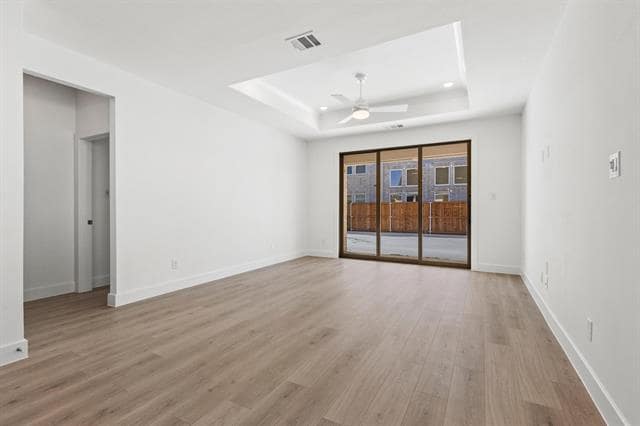 Photo - 3504 Clover Leaf Ln