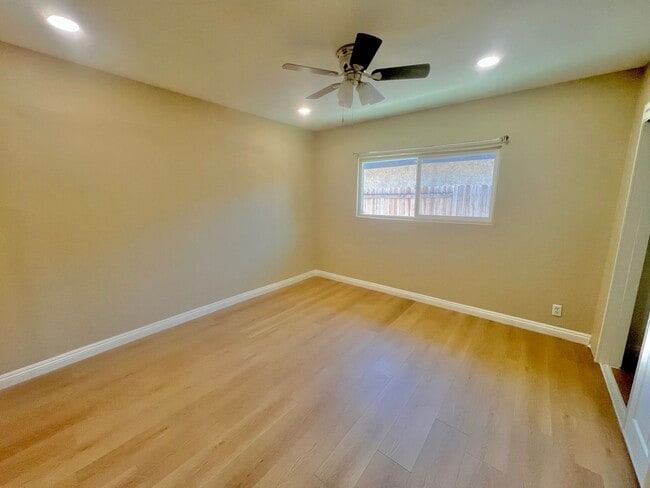 Photo - 2 Units Property