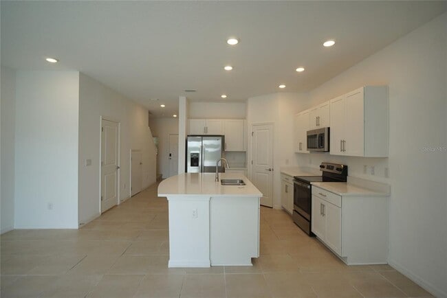 Photo - 2407 Paravane Wy