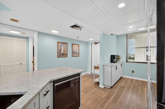 9650 S Ocean Dr Unit 302
