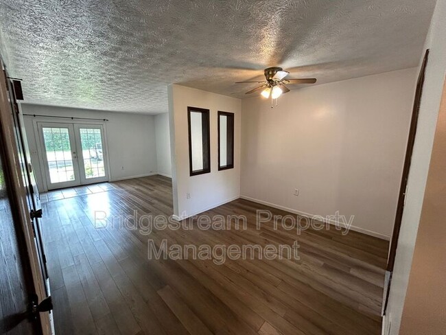 Photo - 7734 Betsy Ross Cir Casa