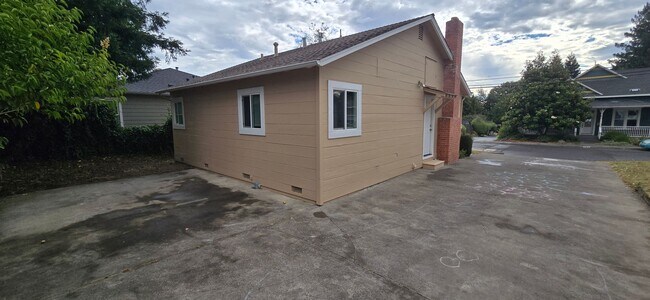Photo - Walking Distance to Downtown Sebastopol