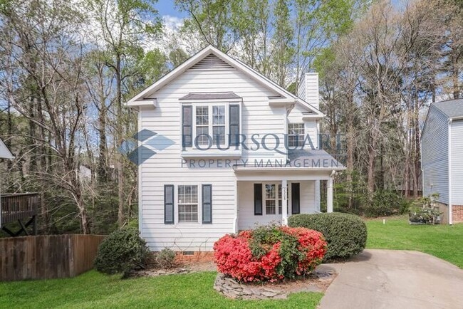 Building Photo - Charming Raleigh Home with Open Floor Plan, Fireplace & Back Deck