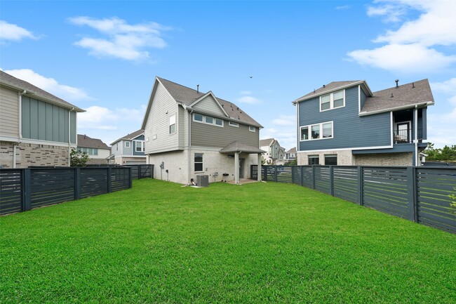 Photo - 18814 River Overlook Ct