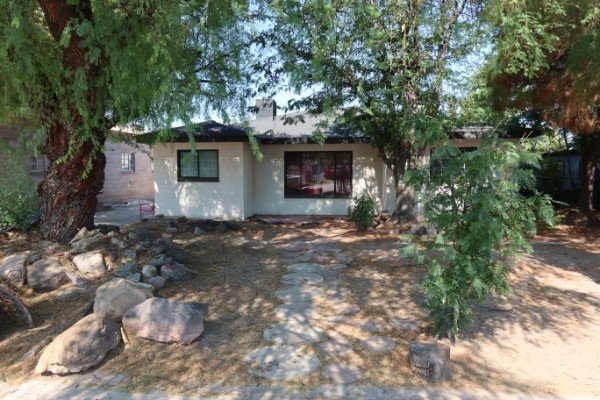 728 S 9th Ave