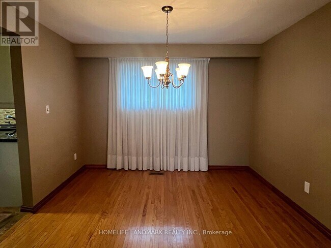 Photo - 12 Pratt Cir