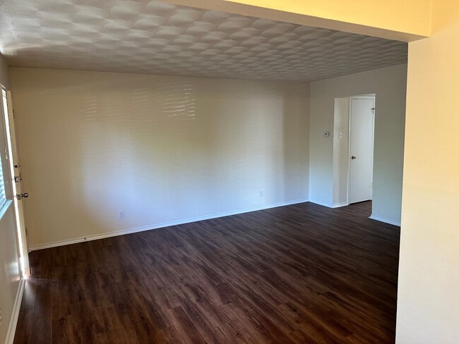 Photo - 6205 Oram St Unit H