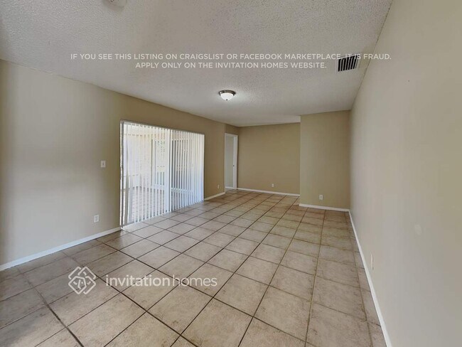 Photo - 8121 NW 44th Ct