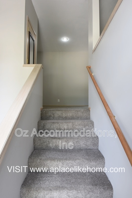 Photo - 635 S Woodson Ln