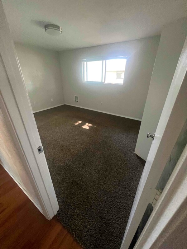 Photo - 618 Berkshire St