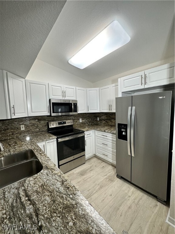 Building Photo - 8275 Key Royal Cir Unit 1133 Rental