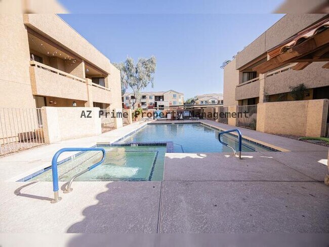 Photo - 1125 E Broadway Rd