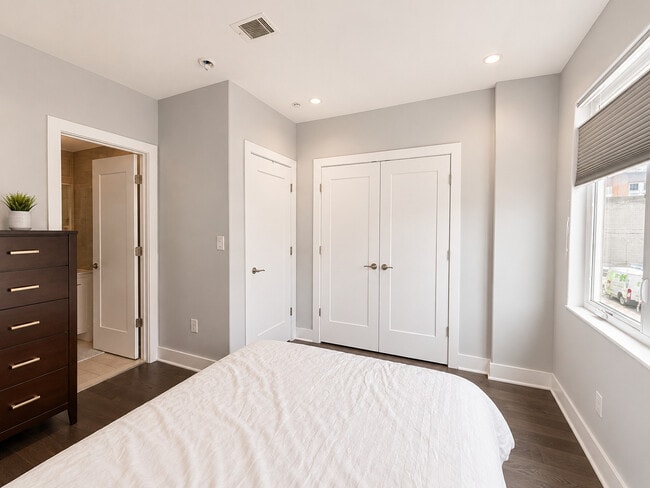 Photo - 1127 Kimball St