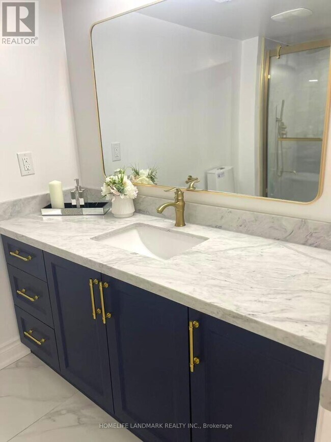 Photo - 252 Borealis Ave