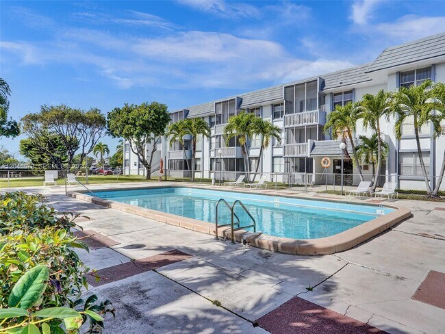 Photo - 6705 NW 169th St Unit C112