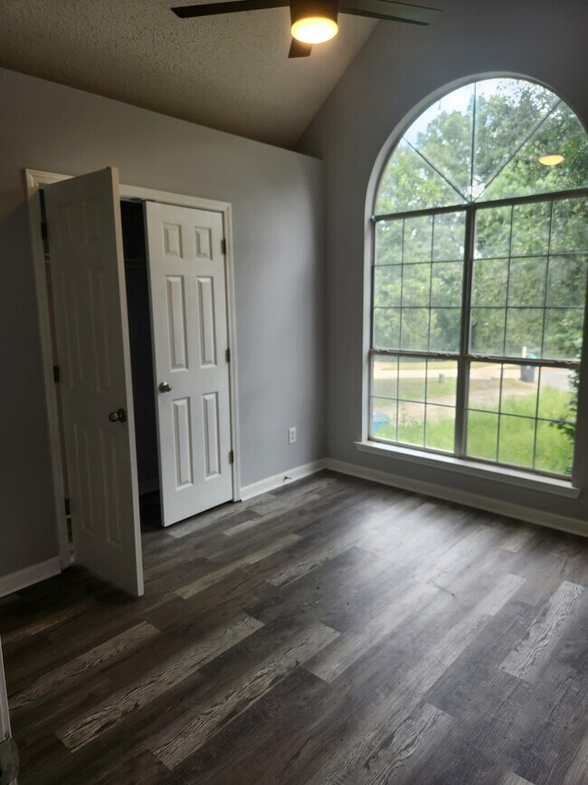 Dormitorio 2 del nivel principal - 922 Sweetwater Way Casa