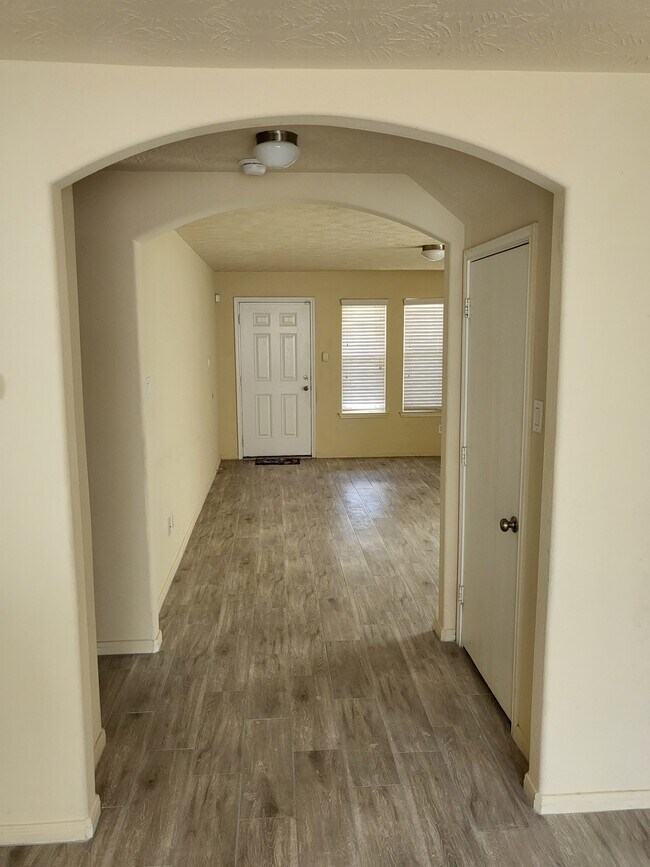 Photo - 5707 Saluda Creek Ln
