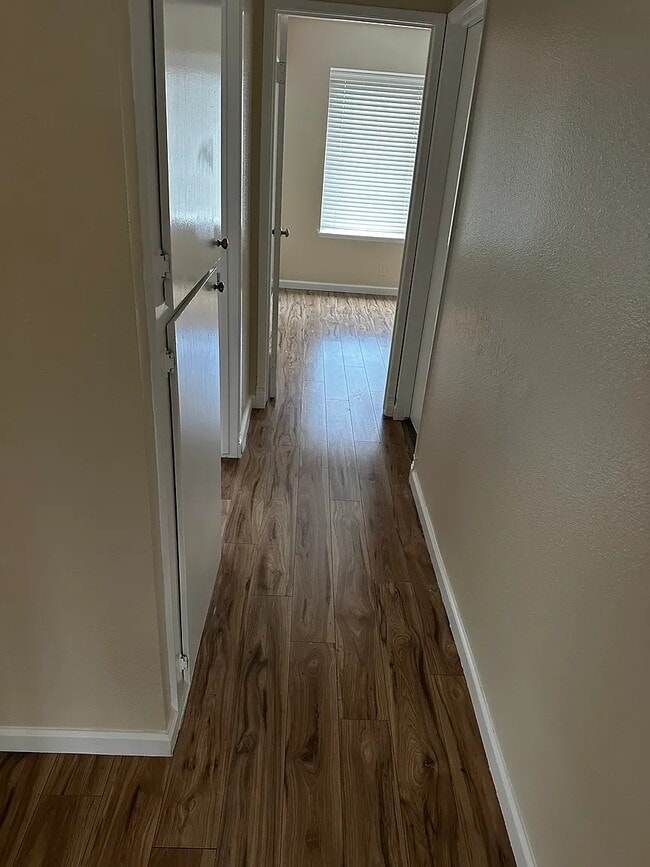 Photo - 3740 Kenton Ct