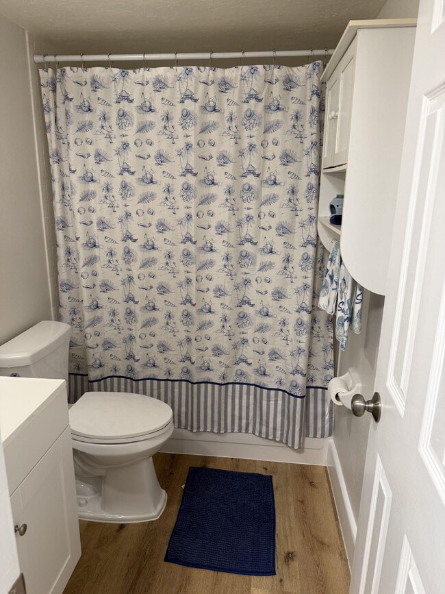 Photo - BEAUTIFULLY UPDATED CONDO POOL VIEW PERFECT LOCATION Unit 109