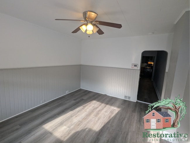 Building Photo - 1321 Birch St Rental