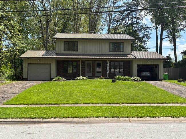 Photo - 2410 Hillcrest Dr Unidad 2410 Hillcrest Drive