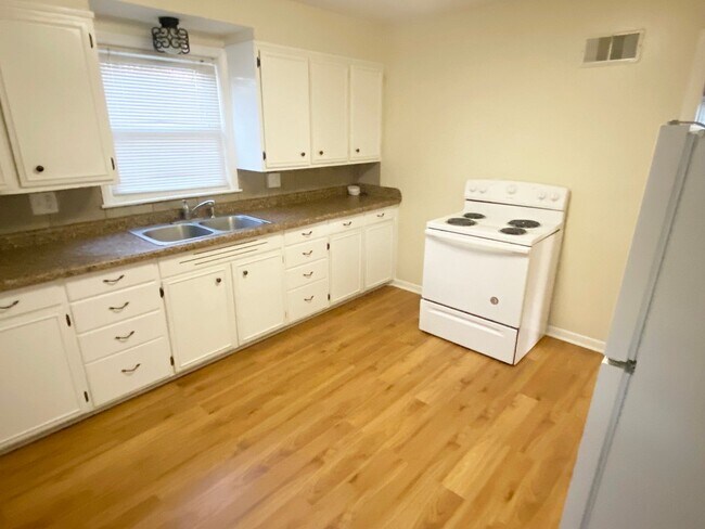 Photo - 2-Bedroom 1 Bath Ranch Style Home Near GD ...