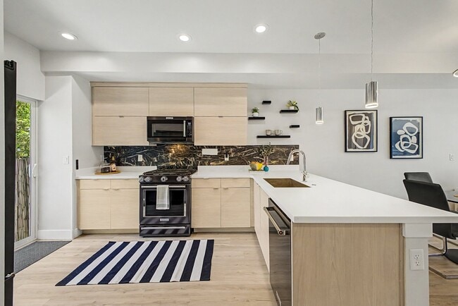 Photo - 3437 W 63rd Pl