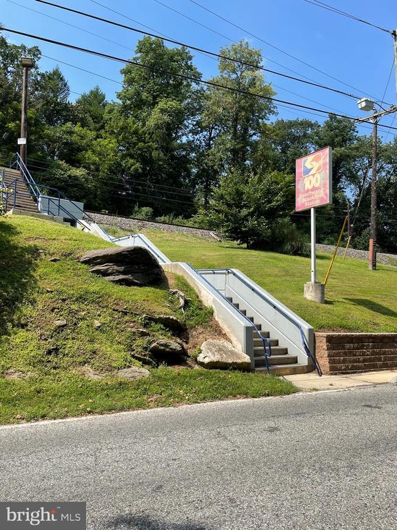 Photo - 625 Lakeside Ave Casa