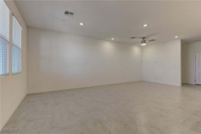 Photo - 2783 Abrantes Pl