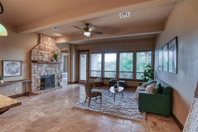 Photo - 3902 Red Bird Trail Unit A