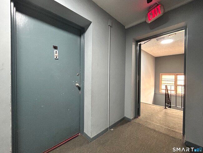 Photo - 65 Donna Dr Unit C1
