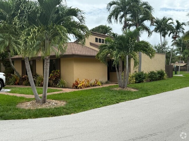 Building Photo - 13169 SW 91st Ct Rental