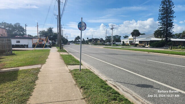 Photo - Commercial/residential in 1 property.