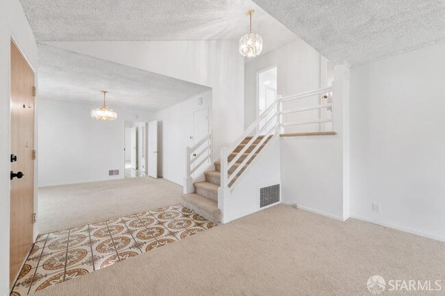 Photo - 85 Dorchester Dr