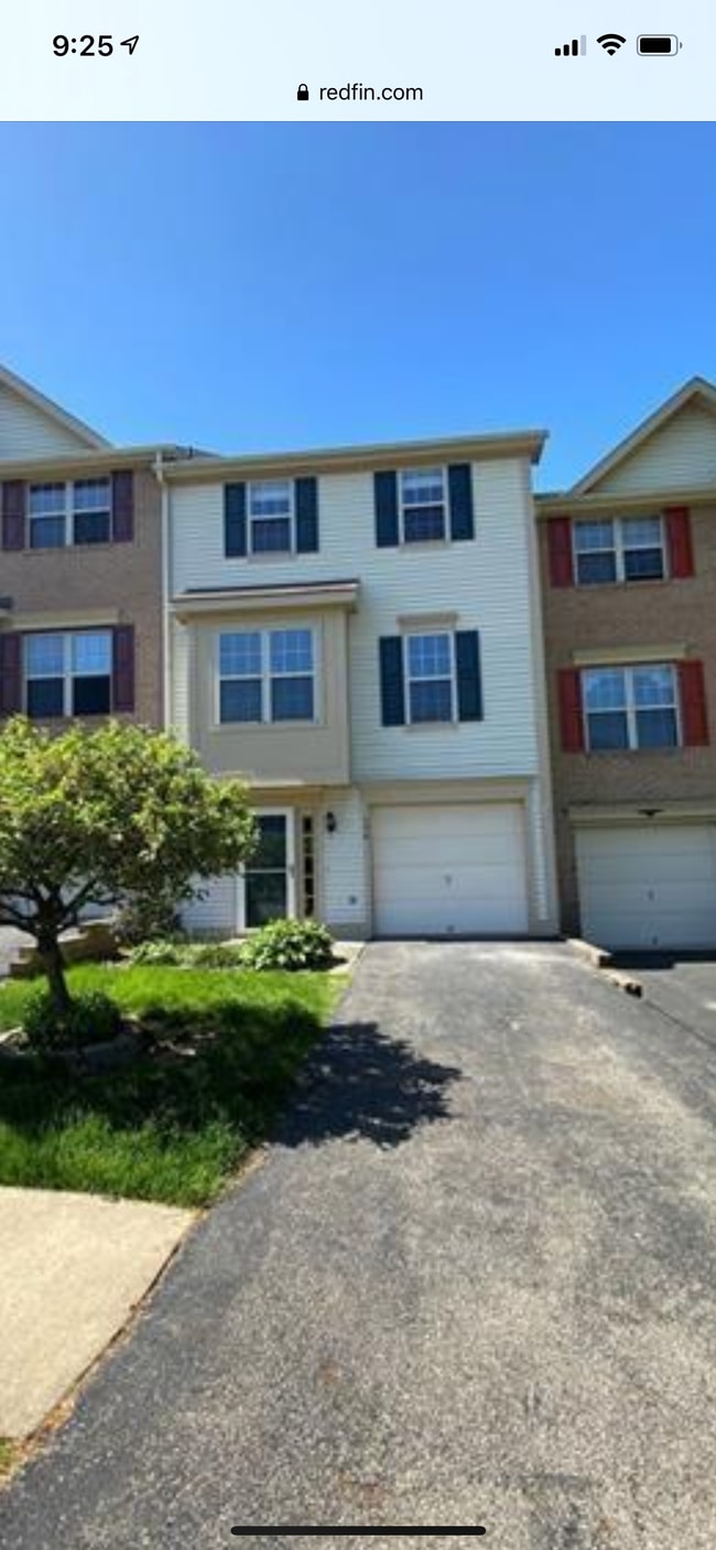 Building Photo - 104 Hillvue Dr Rental