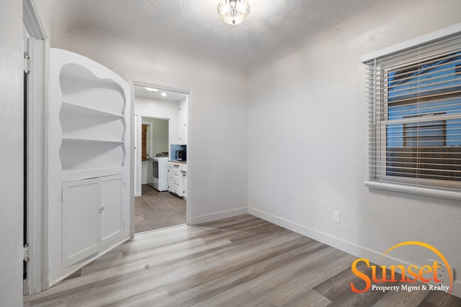 Photo - 4926 Del Monte Ave