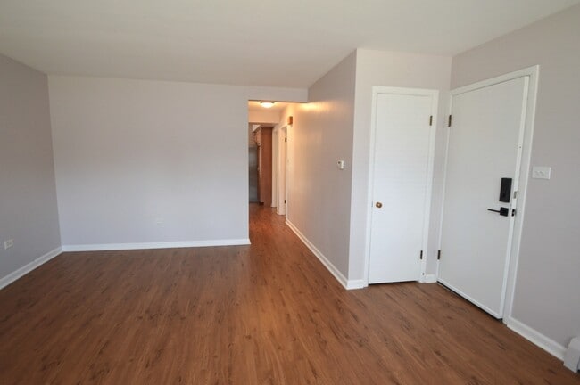 Photo - 10332 Elizabeth St Unit 1