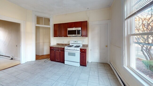 Photo - 129 St Alphonsus St Unit 1