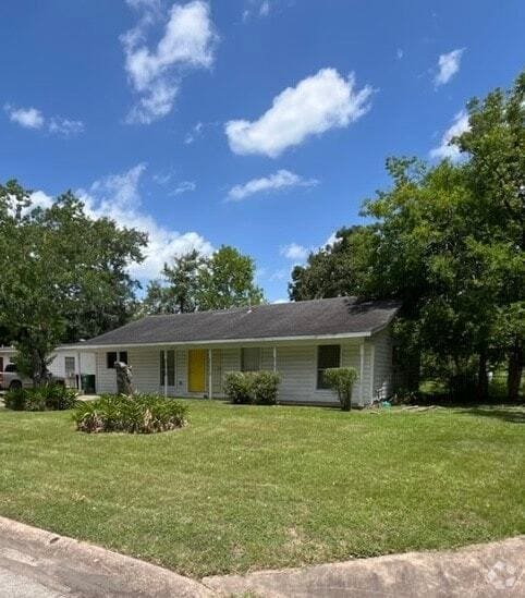 Building Photo - 7429 Yoe St Rental