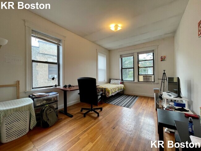 Photo - 37 Egremont Rd Unit 5