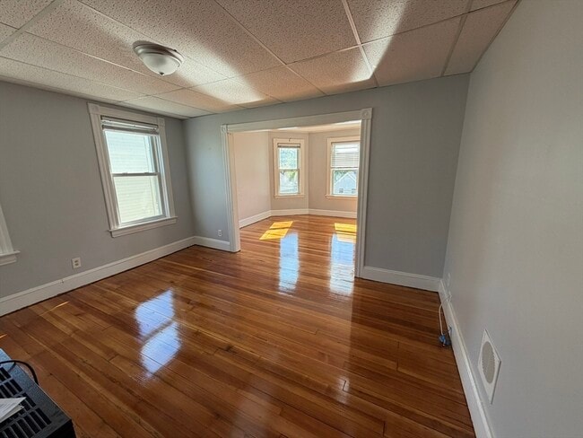 Building Photo - 70 Forest St Unit 3