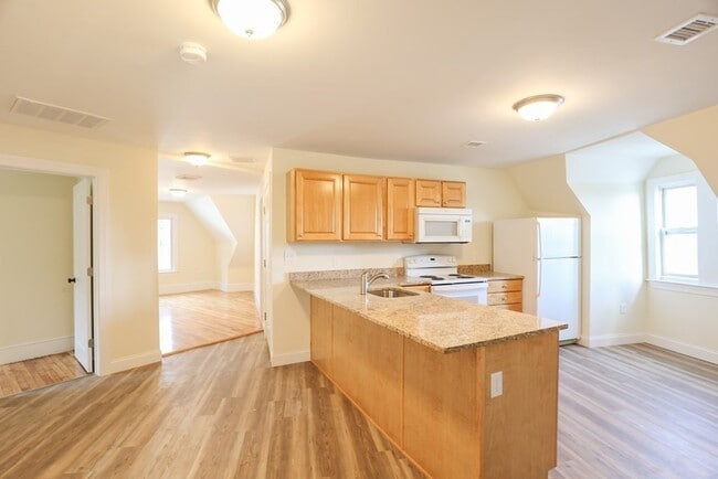 7-9 Pearl St Unit 3