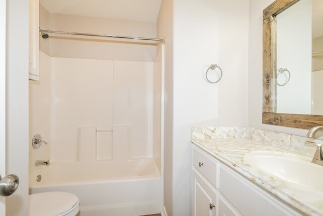 Photo - 16325 Sun View Ln