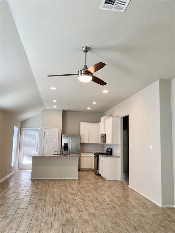 Photo - 120 Lyndon Dr