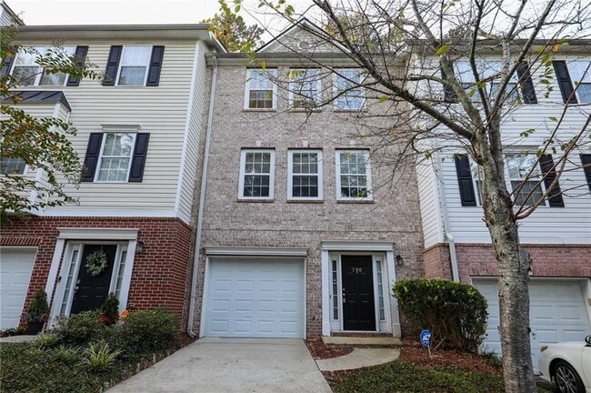 Building Photo - 790 Celeste Ln