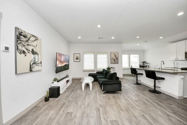 Photo - 7706 Caspian Rnch Dr