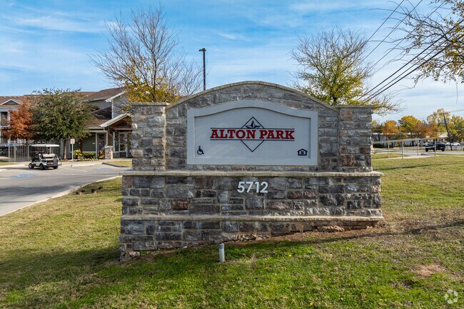 Alton Park Apartments - Alton Park Apartments