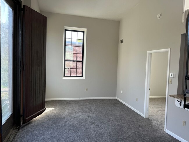 Photo - 234 W Clarke Ave Unit Apt. 1