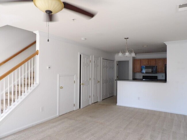 121 Barnacle Ln