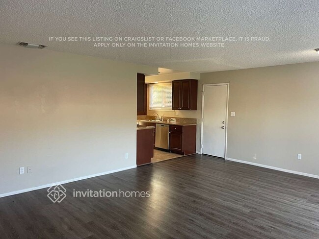 Photo - 10126 Stafford St